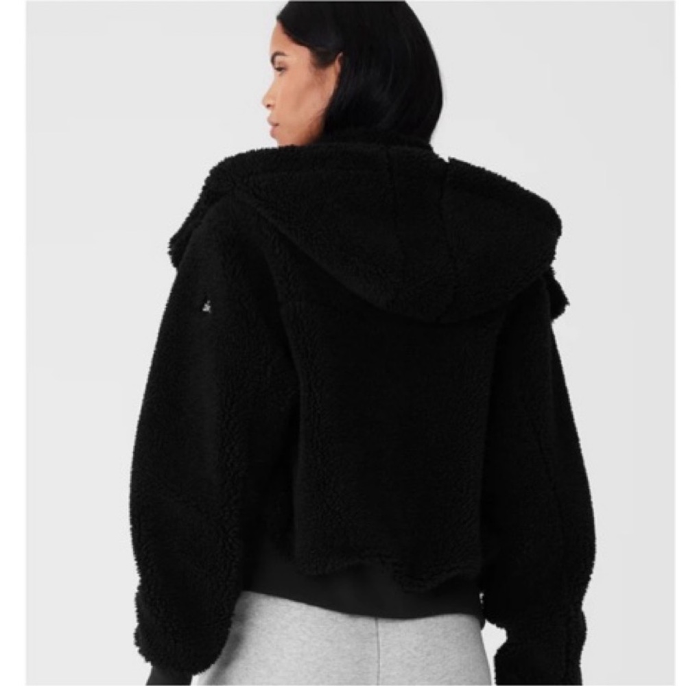 ALO Yoga Black Foxy Sherpa Jacket for Women